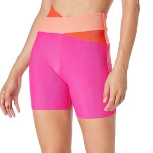 NWOT Beach Riot Cora Bike Short